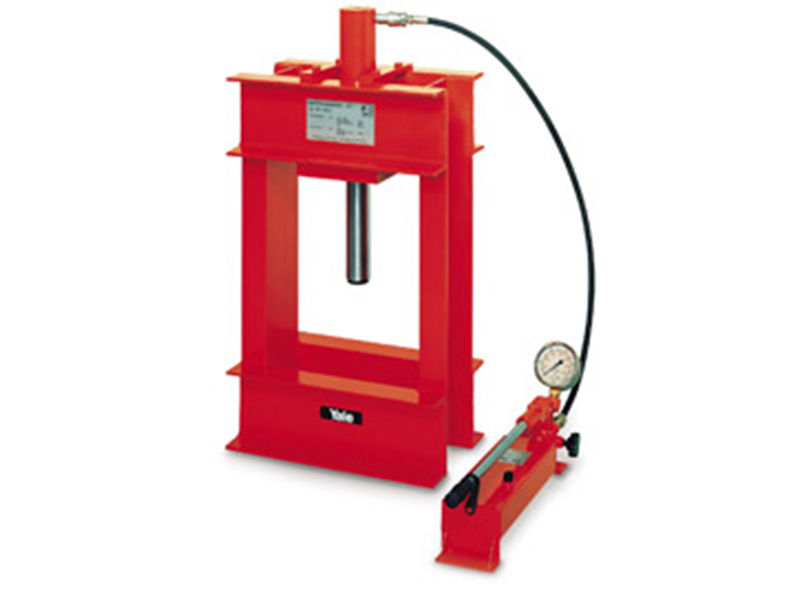 RPY和(hé)RPES系列車(chē)間(jiān)式壓力機(jī)